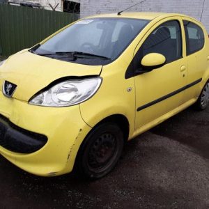 PEUGEOT 107