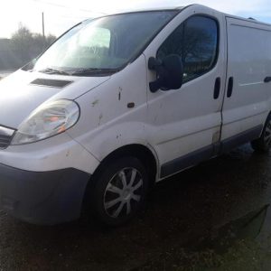VAUXHALL VIVARO