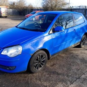 VOLKSWAGEN POLO