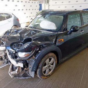 MINI HATCHBACK