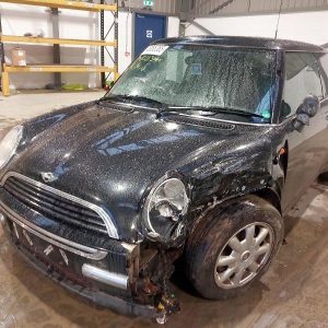 MINI HATCHBACK