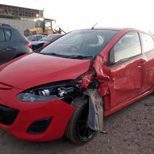 MAZDA 2