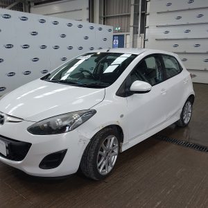 MAZDA 2