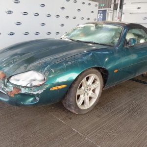JAGUAR XK8