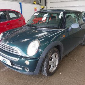 MINI HATCHBACK