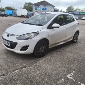 MAZDA 2