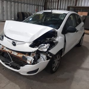 MAZDA 2