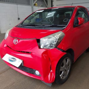 TOYOTA IQ