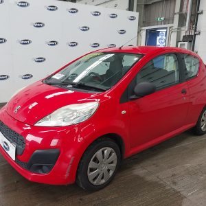 PEUGEOT 107