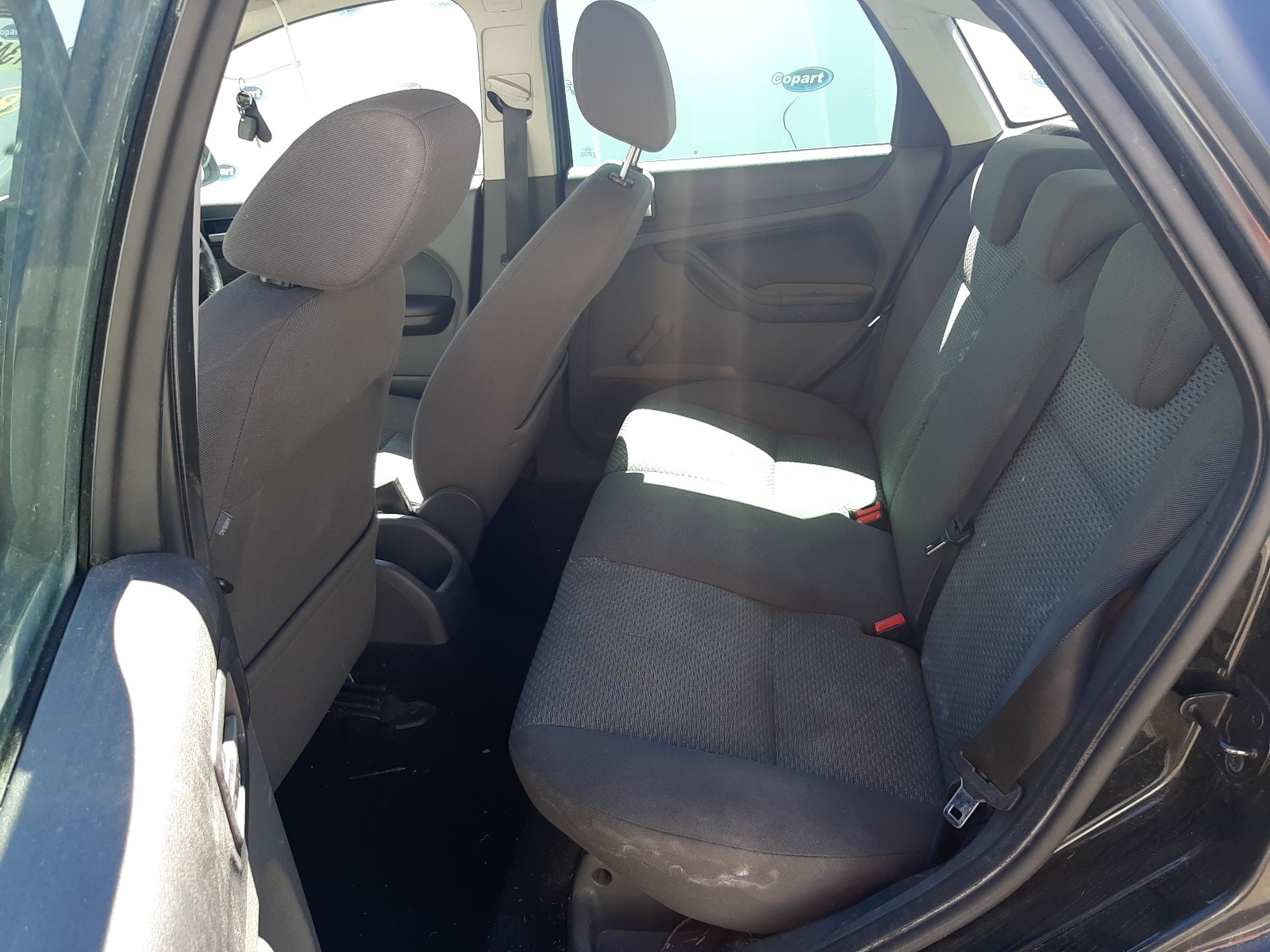 upi-2003036-8e7a8730cf3442d6bc879d7c2f290d98_O_5