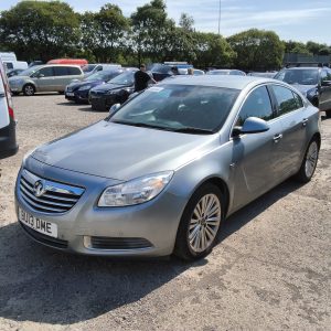 VAUXHALL INSIGNIA