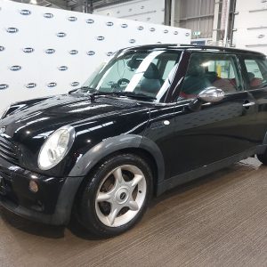 MINI HATCHBACK