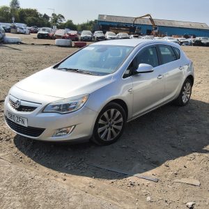 VAUXHALL ASTRA