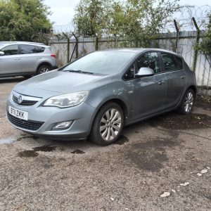 VAUXHALL ASTRA
