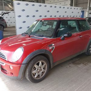 MINI HATCHBACK